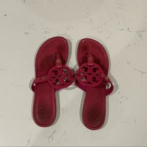 Tory Burch - pink flip flops